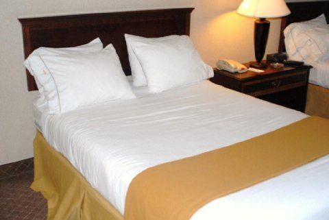 Holiday Inn Express Waterbury Dış mekan fotoğraf